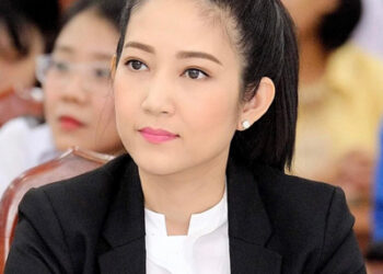 Tìm cách thúc đẩy phát triển công nghiệp văn hóa Việt Nam (*): Phát huy vai trò của văn nghệ sĩ TP HCM- Ảnh 1.