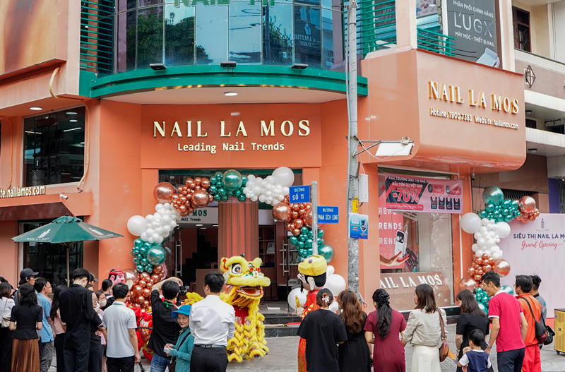 NAIL LA MOS chính thức khai trương siêu thị tại Việt Nam