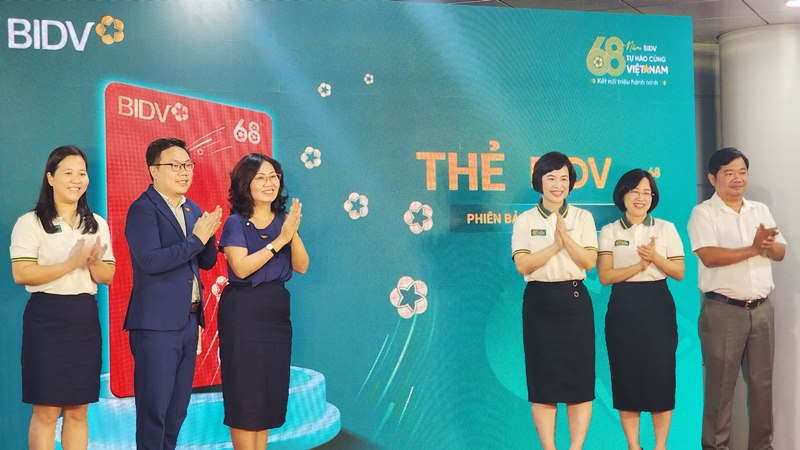 BIDV ra mắt bộ đôi thẻ ‘BIDV 68’ kỉ niệm 68 năm thành lập