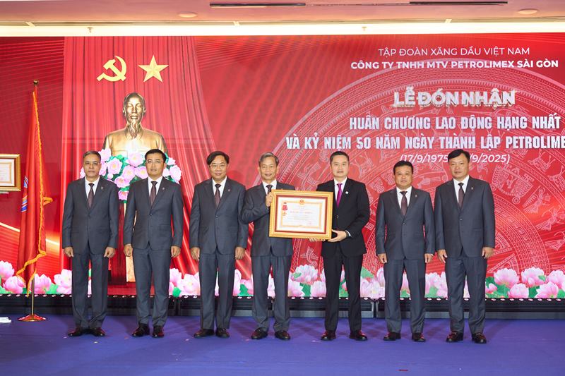 Petrolimex Sài Gòn kỷ niệm 50 năm thành lập