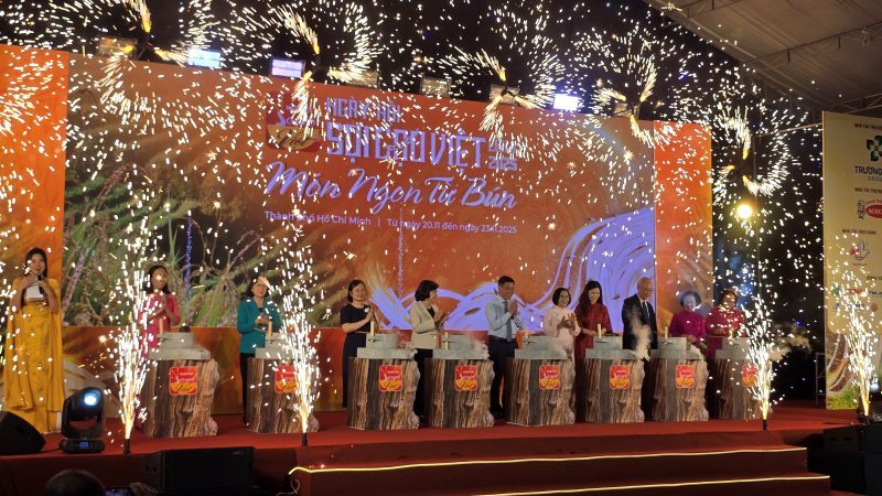 Khai mạc Ngày hội Sợi gạo Việt