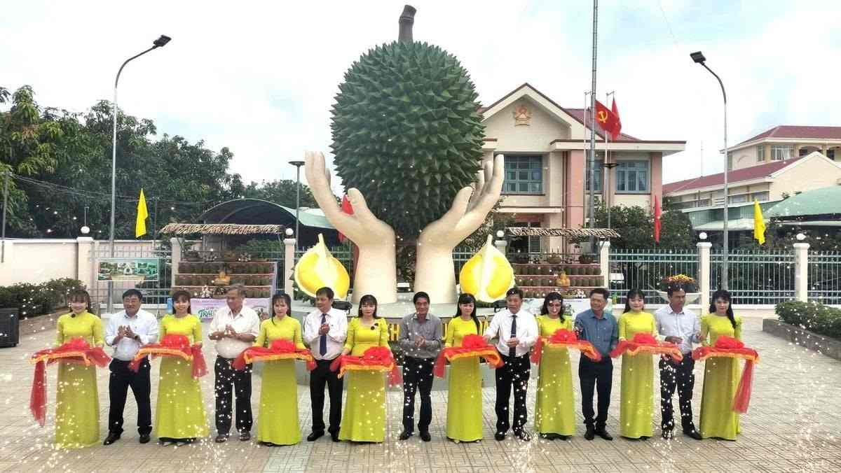 Sầu riêng Ngũ Hiệp chính thức có “tấm hộ chiếu” thương hiệu