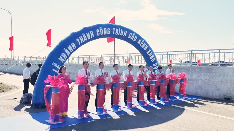 Khánh thành hai cây cầu Kênh Xáng Dọc và Kênh Xáng Ngang