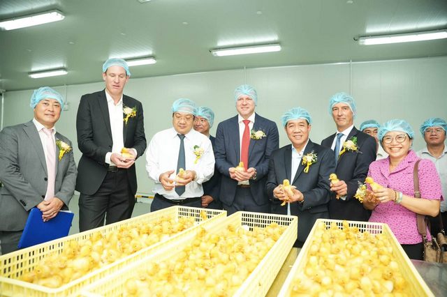 Orvia Việt Nam khánh thành nhà máy ấp vịt 10 triệu USD
